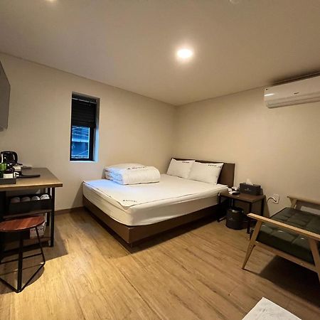 Ssangma Motel Busan Bagian luar foto