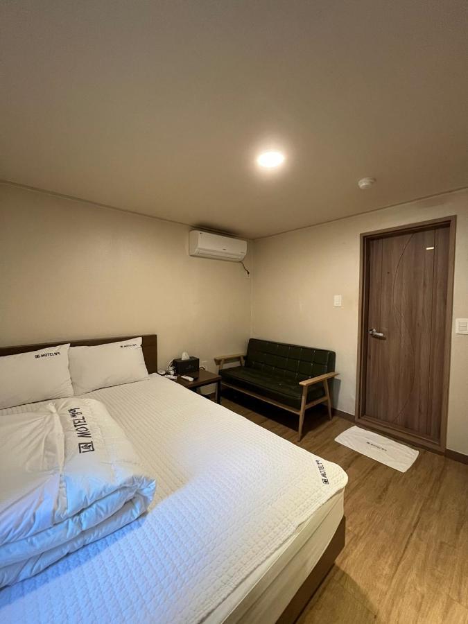 Ssangma Motel Busan Bagian luar foto