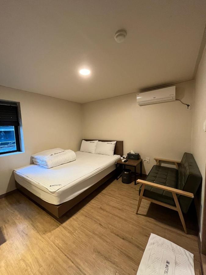 Ssangma Motel Busan Bagian luar foto